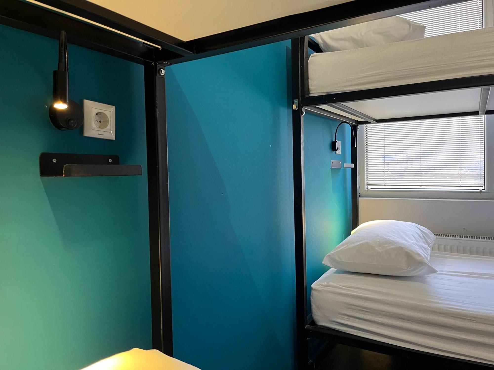 Mickitos Urban Hostel スコピエ エクステリア 写真